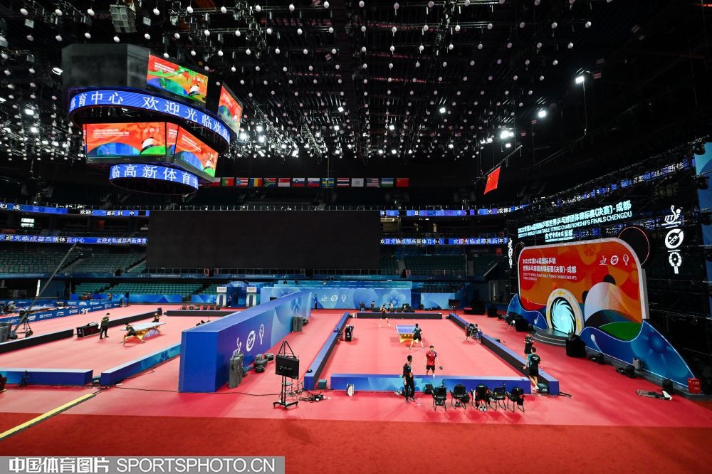 受够了，湖人队勒布朗詹姆斯对温德霍斯特进行了NSFW式的猛烈抨击